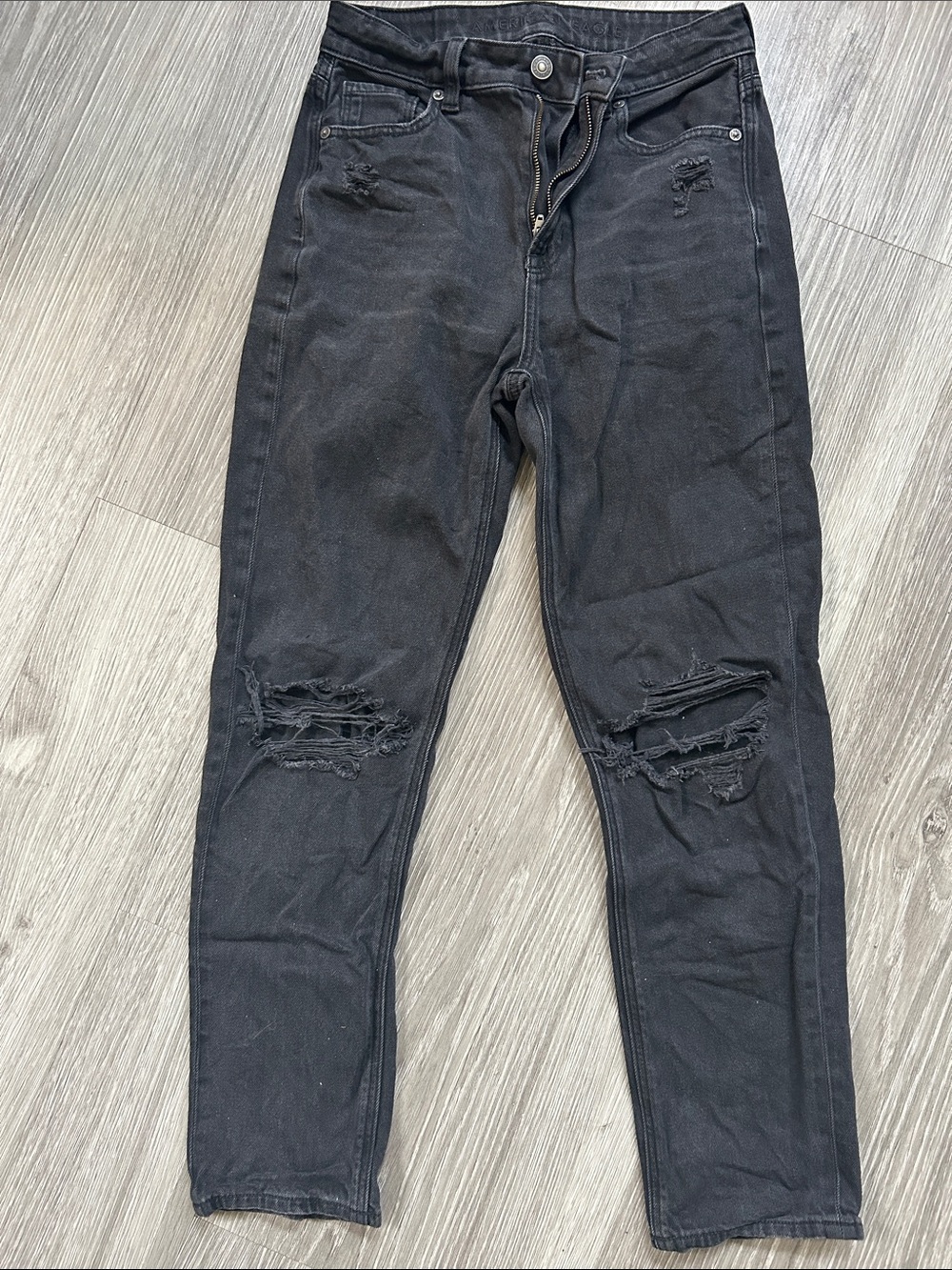 American Eagle Outfitters Distressed Mom Straight Jean